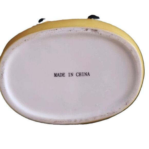 Vintage Yellow Oval Ceramic Planter With Lazy Grey Kitty & Pink Bow Design - Picture 5 of 5